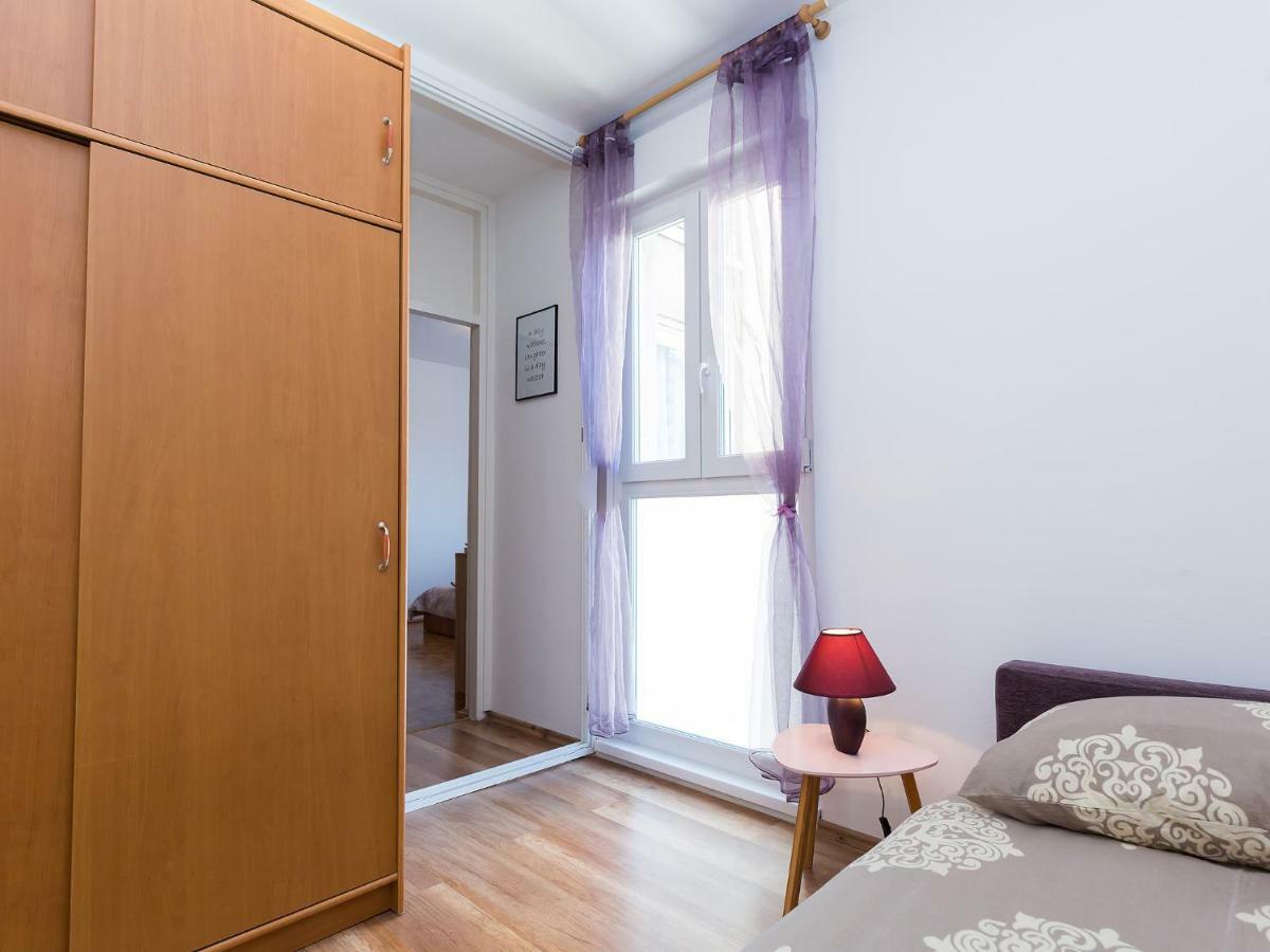 Lory's Place